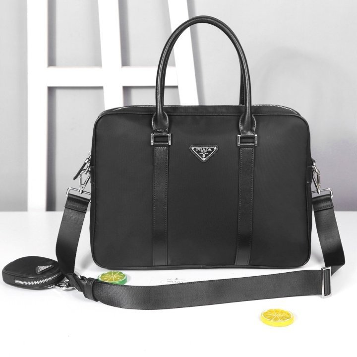 PD 프라다 서류가방 