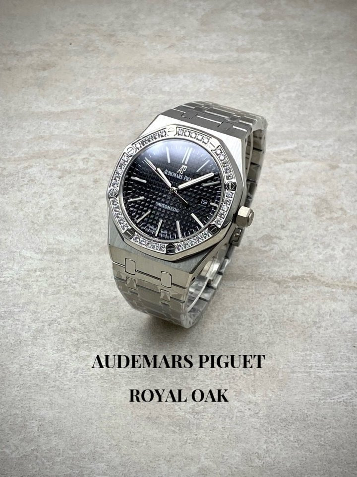 AP 오데마피게 로얄오크 다이아베젤 블랙다이얼 