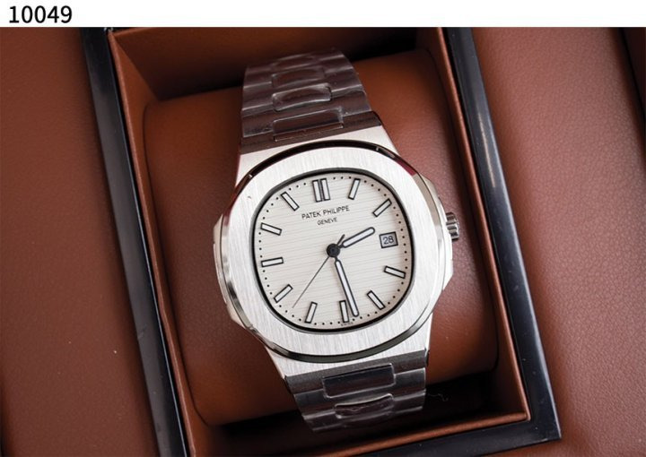 PK 파텍필립 노틸러스 실버 다이얼 