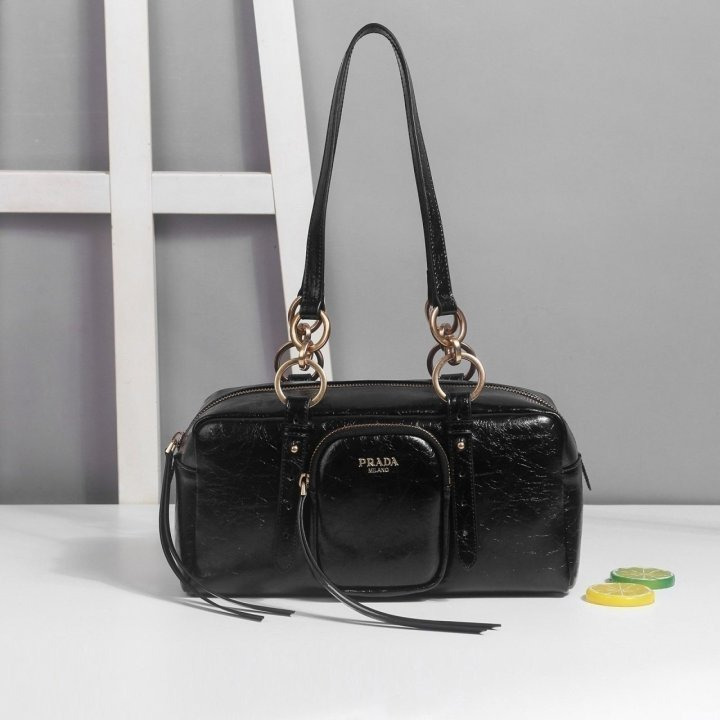 PD 프라다 댕글백  