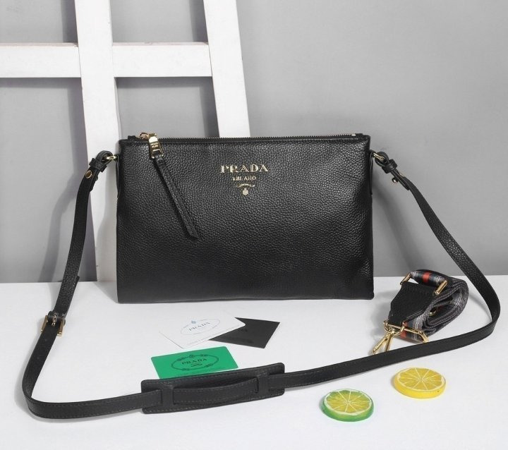 PD 프라다 비텔로 크로스 