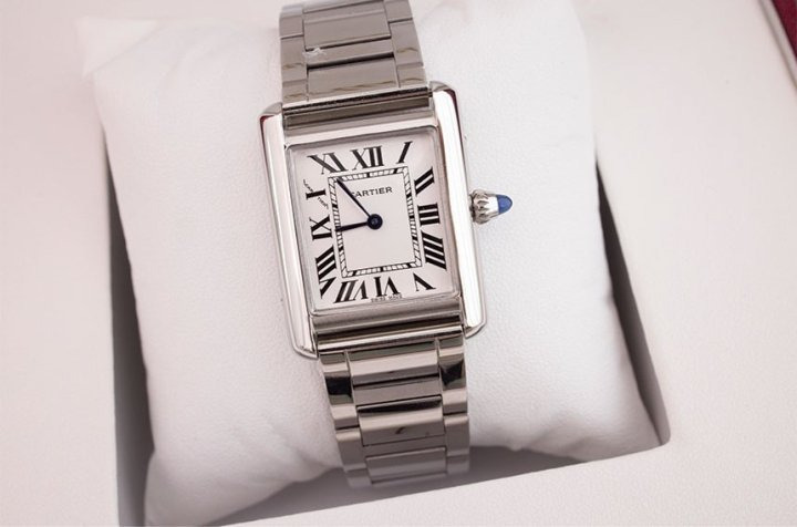 CT 까르띠에 탱크 머스트 드 워치(사이즈 M)