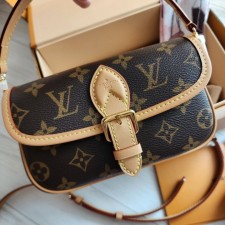 LV 루이비통 나노 다이앤 