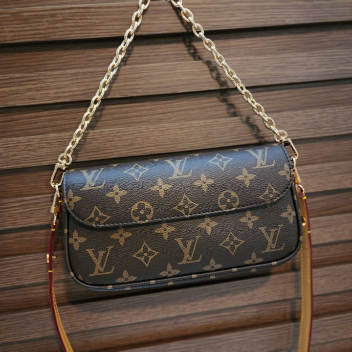 LV 루이비통 아이비 WOC 