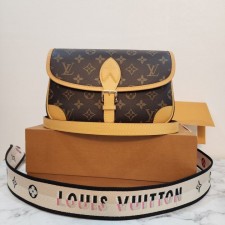 LV 루이비통 다이엔 