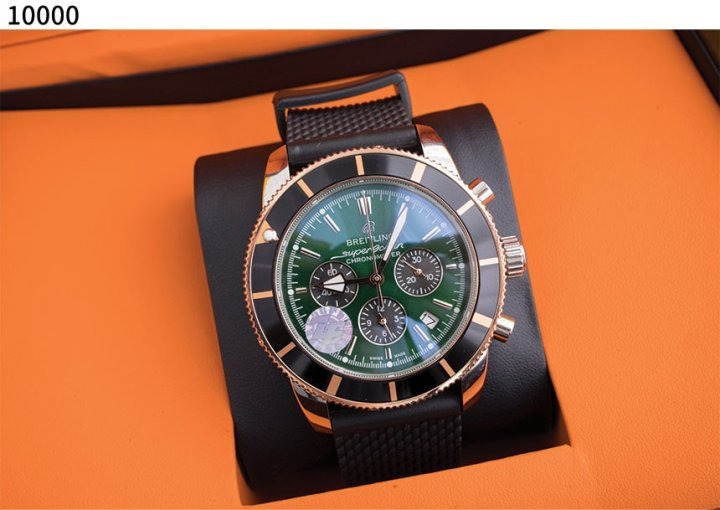 BR 브라이틀링 슈퍼오션 헤리티지 B01 크로노그래프  