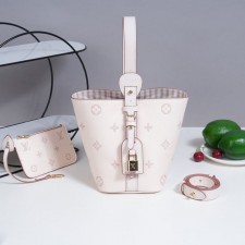 LV 루이비통 올인 화이트 