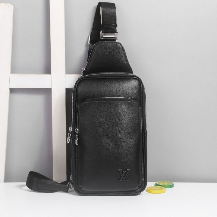 LV 루이비통 애비뉴 슬링백 