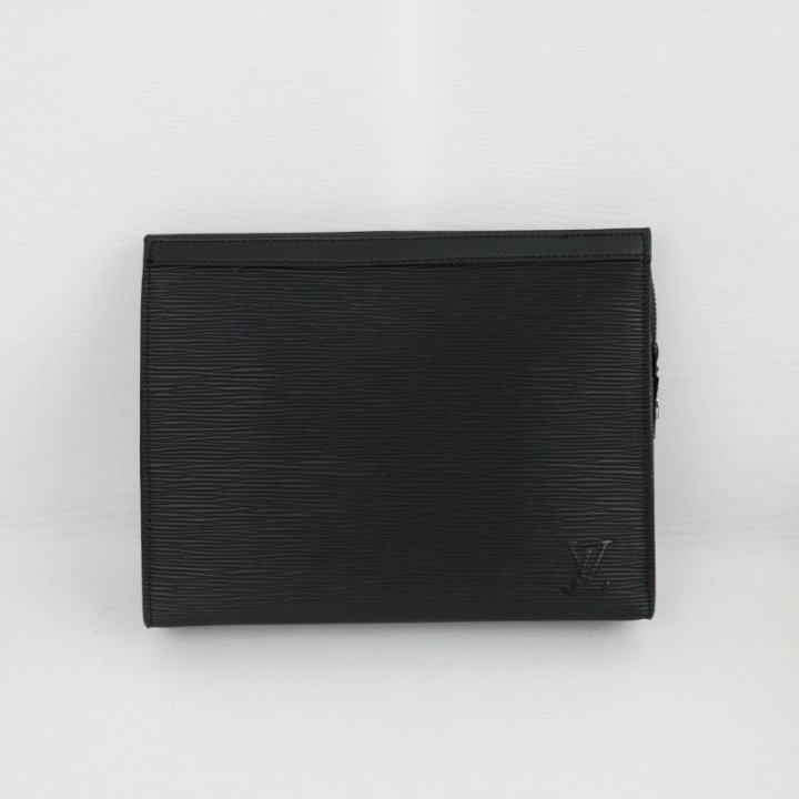 LV 루이비통 0905 포쉐트 보야주 에피 클러치