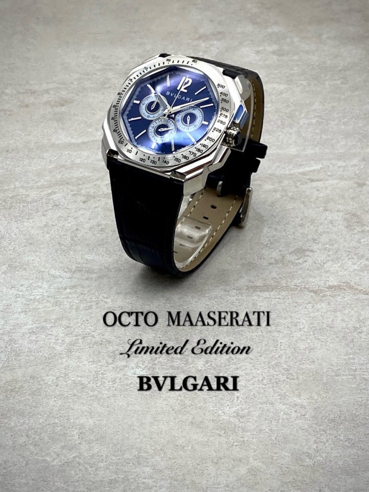 VG 불가리 옥토 마세라티 블루다이얼 