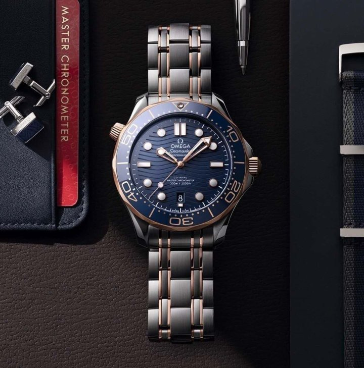 OM 오메가 코엑시얼 마스터 콤비 크로노미터 현빈시계 