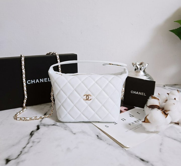 CN 샤넬 [ 고급 ] 25 크루즈 캐비어 스몰 체인 호보백 화이트 1 