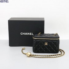 CN 샤넬 골드볼 코스메틱 베니티백? 