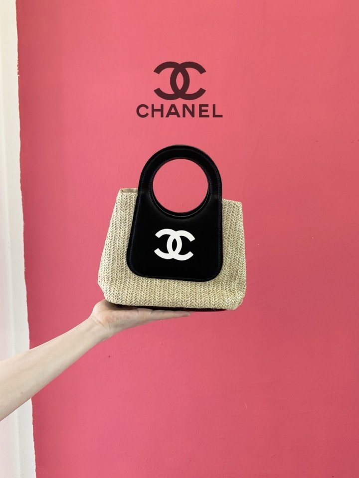 CN 샤넬 샨엘 라피아 쁘띠 핸들백 
