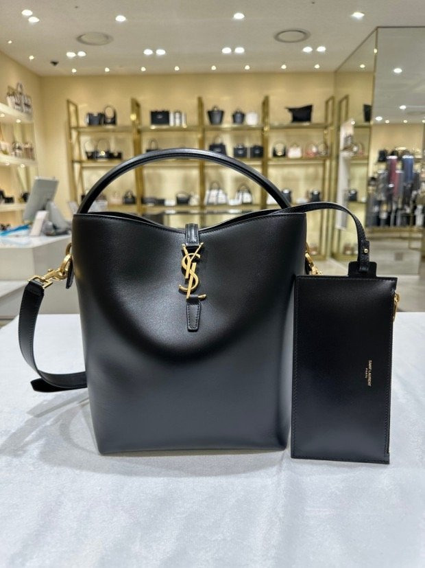 YS 생로랑 르37 미듐 