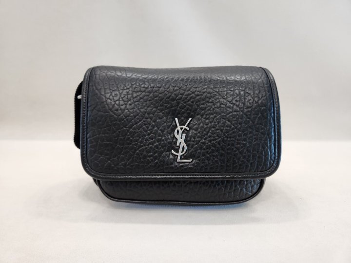 YS 생로랑 [최상급] 블랙 스몰 그레인 카산드라 니키 메신저 백 776611 