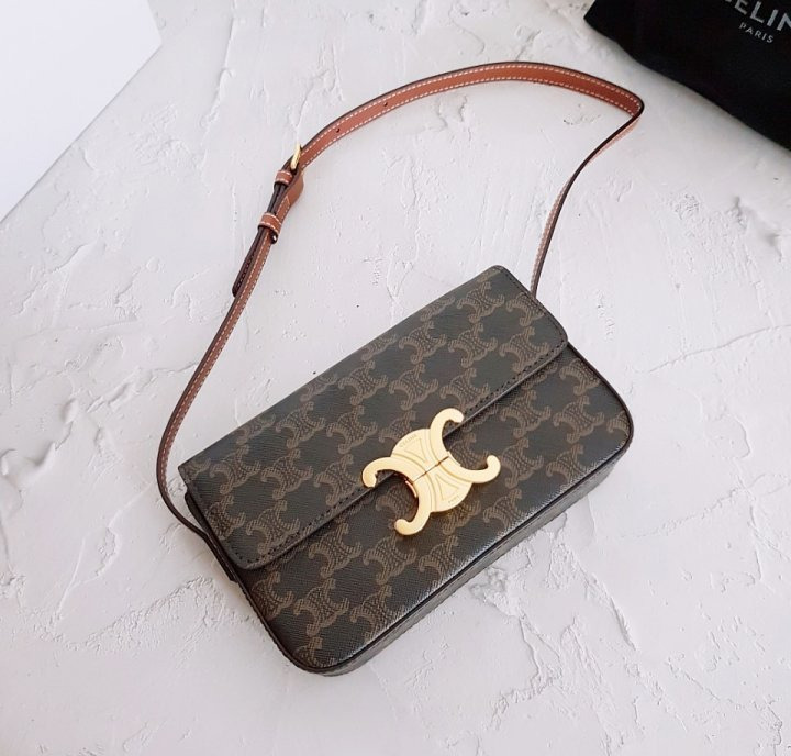 YS 생로랑 트리오페 샤이니 숄더백 1 