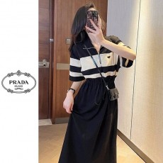 PD 프라다 [P] 배색 반집업 원피스 