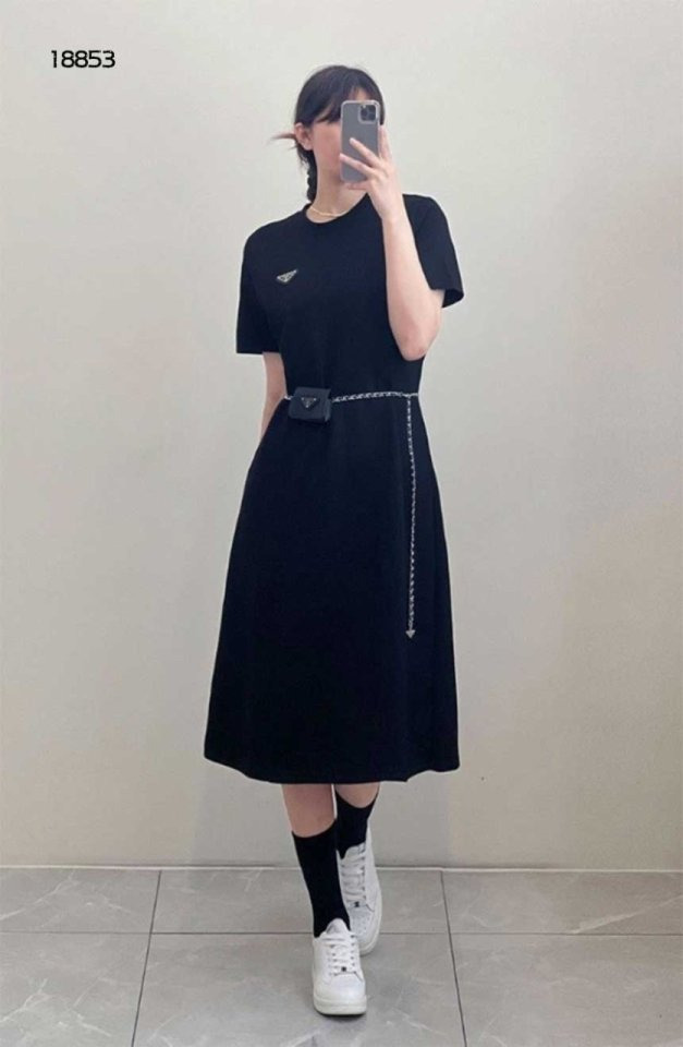 PD 프라다 여성 미니 체인 벨트백 원피스