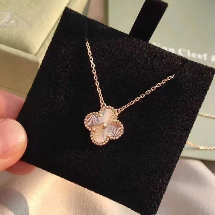 VC 반클리프 기요세 빈티지 알함브라 목걸이 