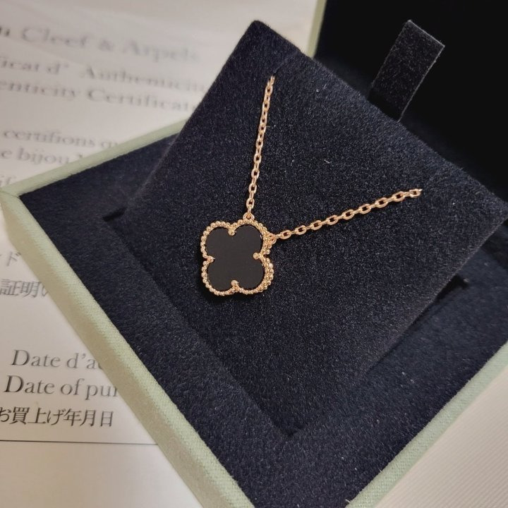 VC 반클리프 알함브라 목걸이 