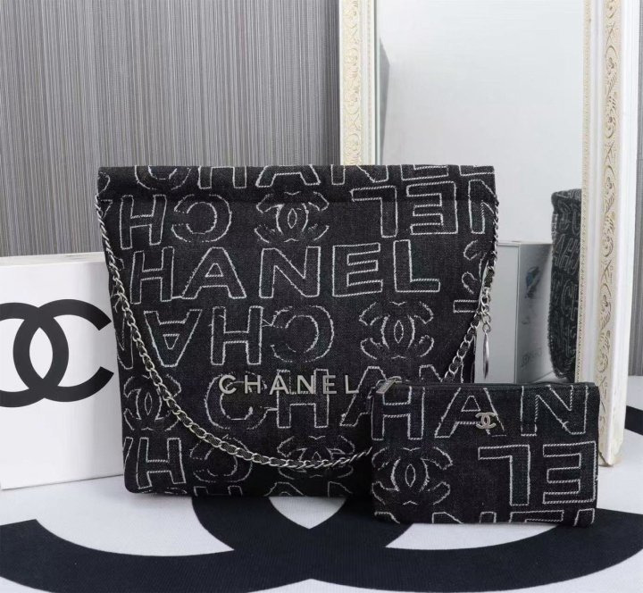 CN 샤넬 22백 호보백 