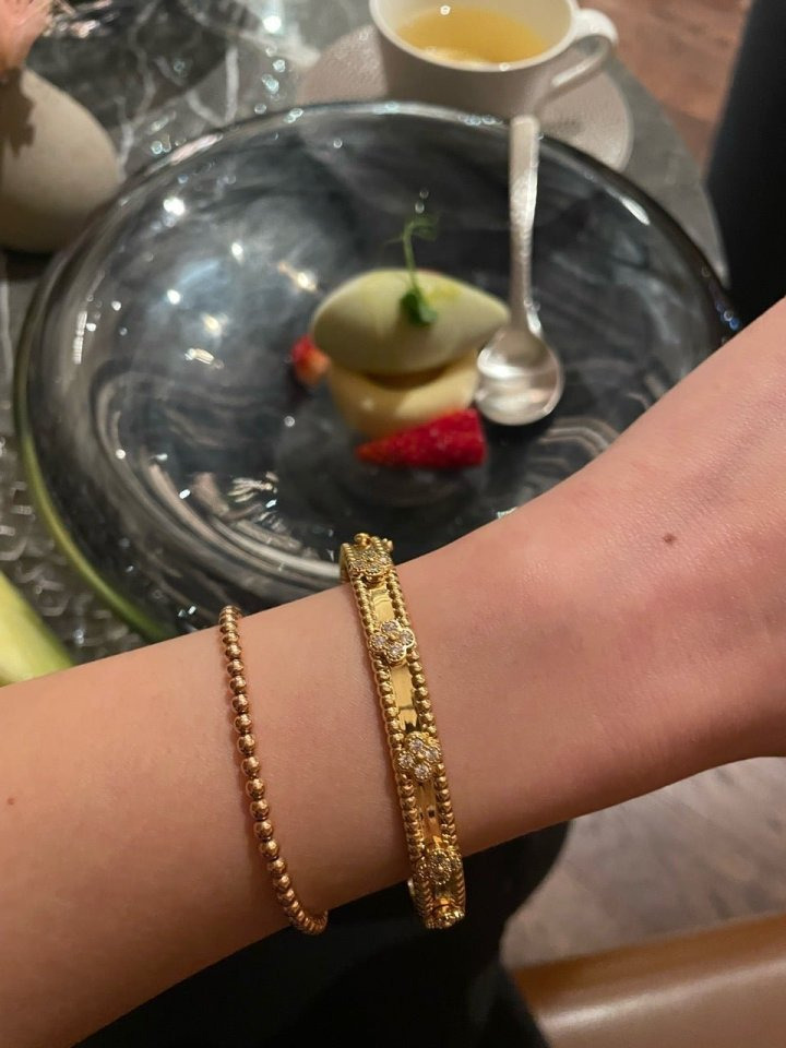 VC 반클리프  빼를리 뱅글팔찌 