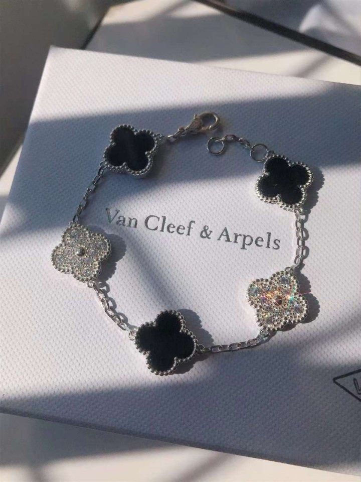 VC 반클리프 알함브라 5모티브 팔찌 ( 오닉스 큐빅) 