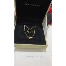 VC 반클리프 알함브라 펜던트 