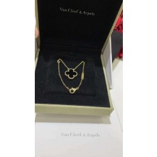 VC 반클리프 알함브라 펜던트 