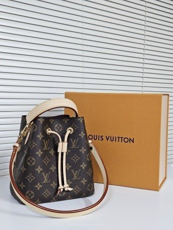 LV 루이비통 네오노에 bb  