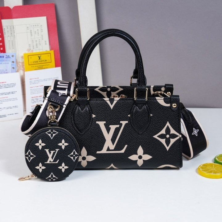 LV 루이비통 온더고 이스트웨스트 