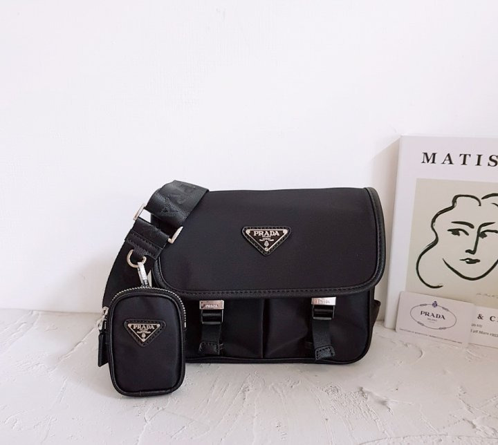PD 프라다 [ 고급 ] 테수토 포켓 크로스 1 