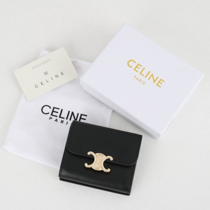 CL 셀린느 16332 똑딱이 반지갑? 