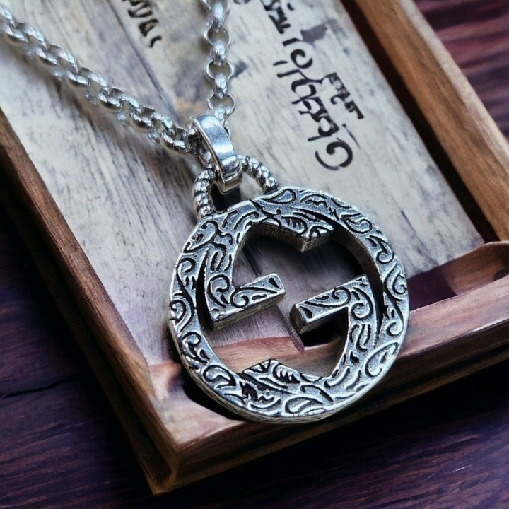 GC 구찌 인터로킹 G 펜던트 목걸이  