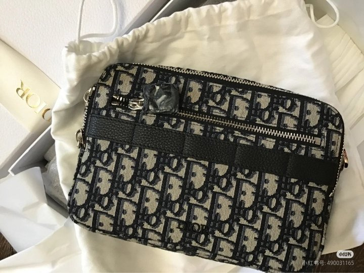 DO 디올 오블리크 크로스백 