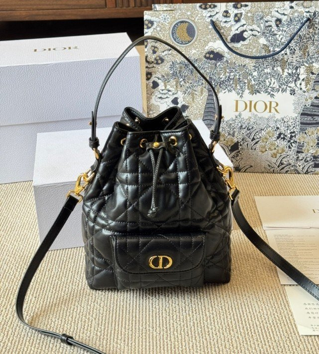 DO 디올 Caro 카로 스몰 버킷백 ✡ 