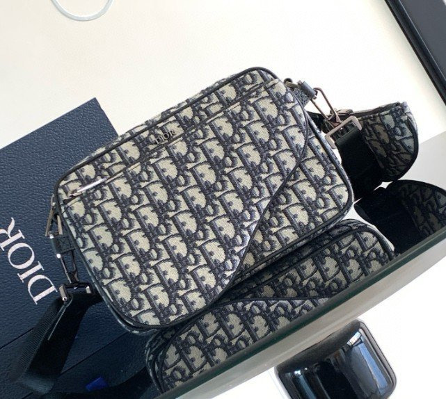 DO 디올 크로스 새들 트리플 파우치 오블리크 자카드 블랙 ✡ 