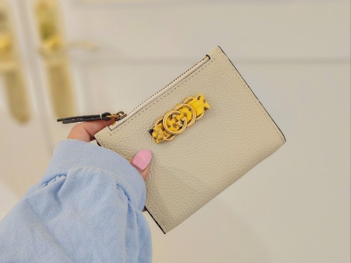 GC 구찌 인터로킹 G 파이톤 보우 지퍼지갑 