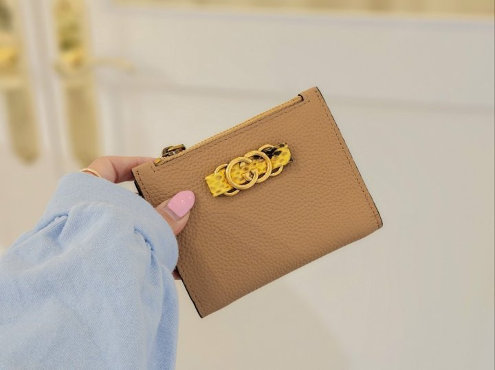 GC 구찌 인터로킹 G 파이톤 보우 지퍼지갑 