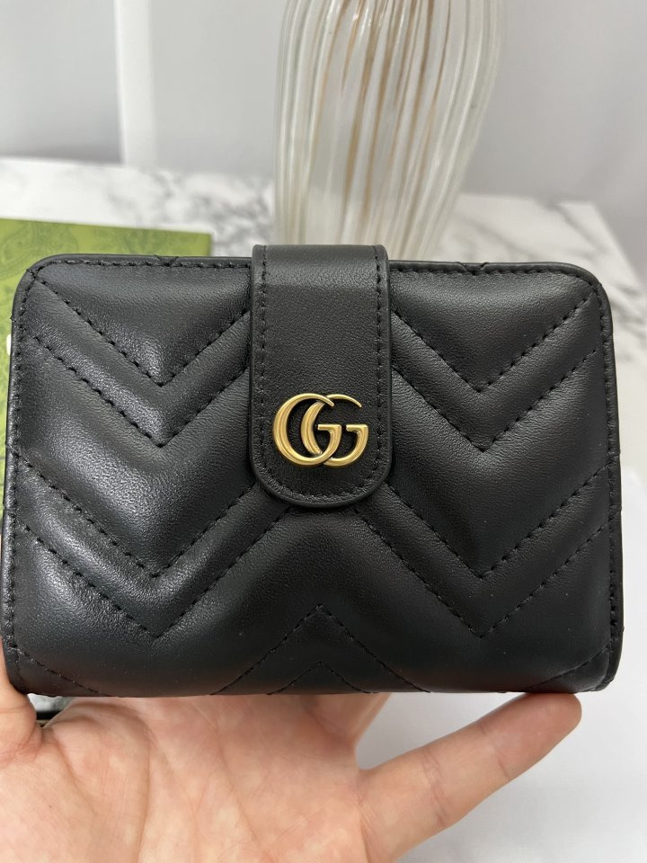 GC 구찌 마몬트 마틀라세 GG 버튼 반(지)갑 