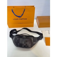 LV 루이비통 러쉬 범백 