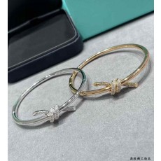 TC 티파니 노트 와이어 뱅글 