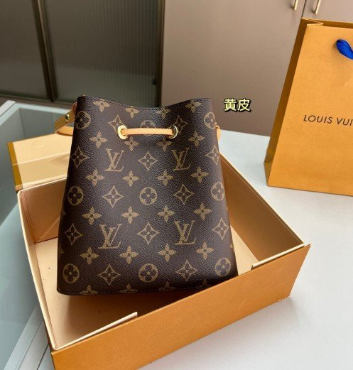 LV 루이비통 네오노에 BB