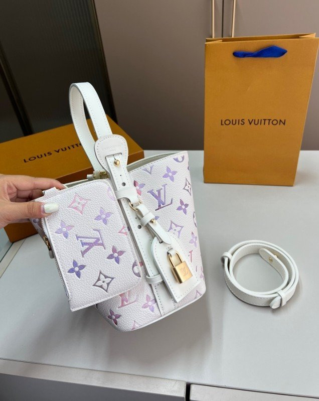 LV 루이비통 올인BB 모노그램 드림 크렘 드림