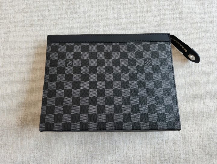 LV 루이비통 포쉐트 보야주 다미에 클러치백(N41696)  