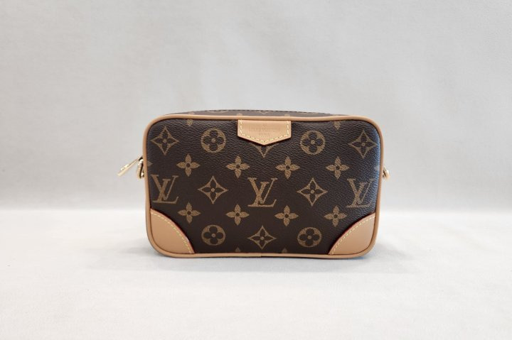 LV 루이비통 [최상급] 2025 L 트로카데로 웨어러블 월릿 크로스백 14058 