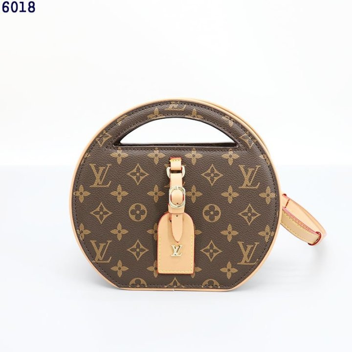 LV 루이비통 부아뜨 샤포 탑 핸들백
