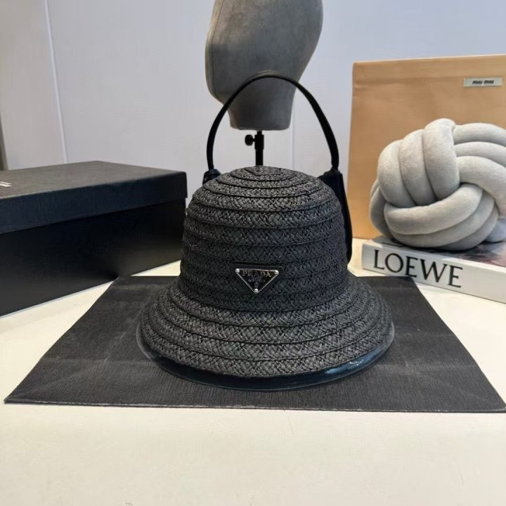 PD 프라다 삼각로고 파나마 햇 