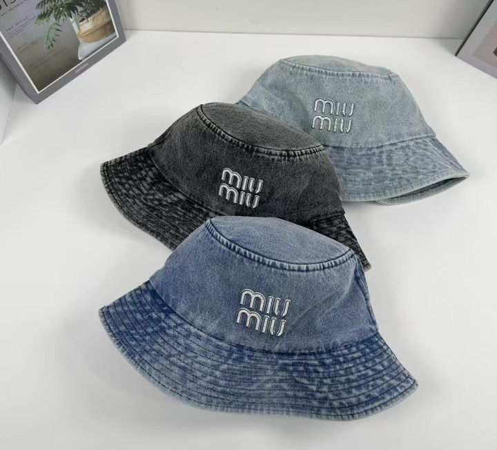 MU 미우미우 데님 로고 버킷햇 